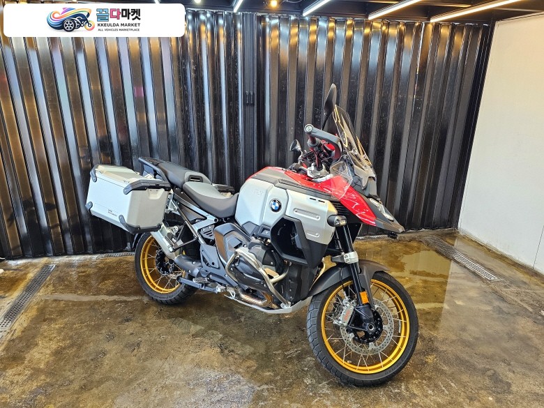 BMW R 1300 GS 어드벤쳐 2025년식 우주명차 R1300GS ADV 2025년식 레드컬러 판매합니다.