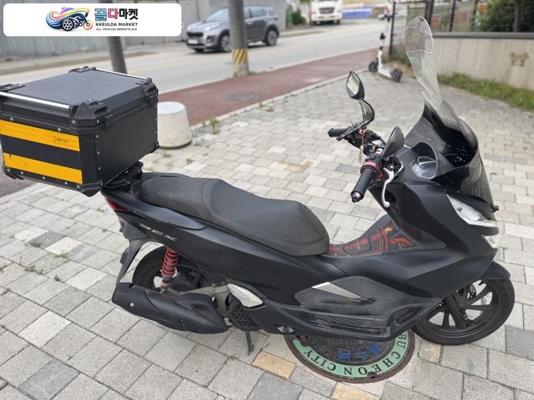 혼다 PCX 125 FI 2019년식 혼다 더뉴 pcx125 19년형 배달풀셋팅 블박튜닝 타이어신품