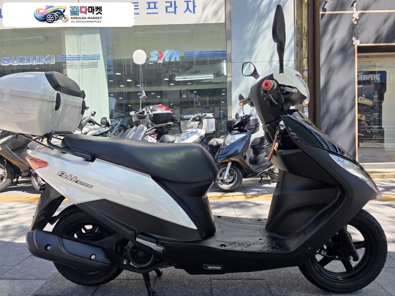스즈끼 어드레스 125 2021년식 스즈키 어드레스 21년식 상태 좋고 저렴하게 판매합니다.