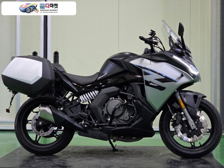 CF모토 650 GT 2023년식 CFMOTO 650GT 24년형 1만km 블박2채널 짧은키로수 최저가 판매합니다