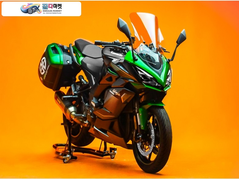 가와사키 Z 1000 SX 2023년식 풀옵션 구성된 , 짧은키로수 신차급 차량