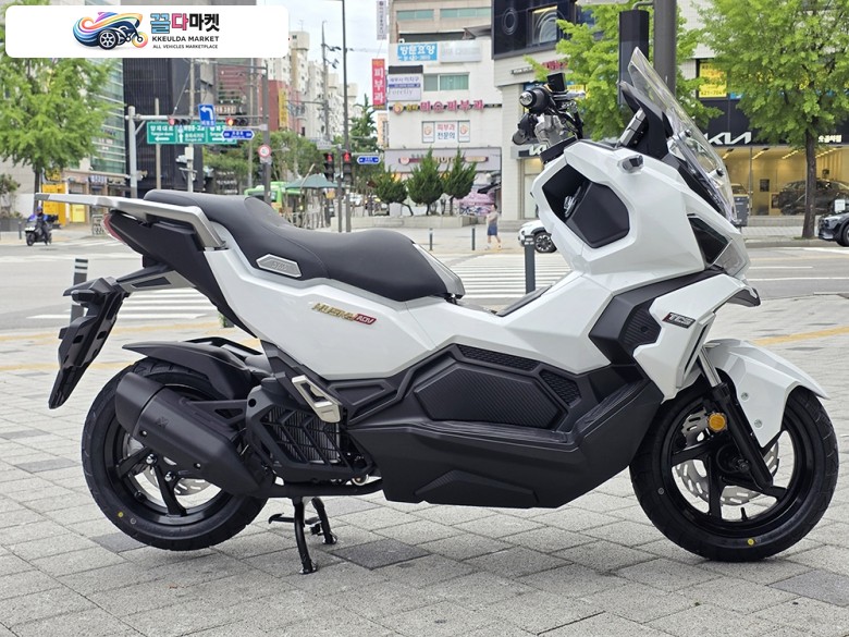SYM 허스키 ADV 125 2027년식 ［매입대차가능］SYM 허스키125화이트 27년식 신차출시!