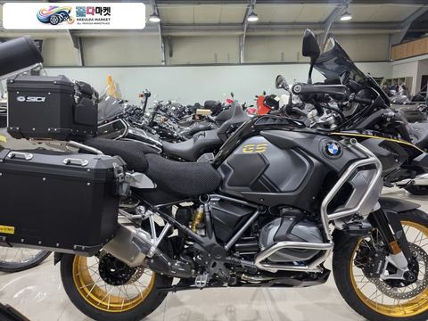 BMW R 1250 GS 어드벤처 2024년식 마지막 에디션 차량 R1250GSA 아크라에 신차급 키로수 입니다