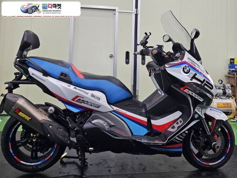 BMW C 650 스포츠 2017년식 bmw c650s 18년등록 아크라포빅(구변o) 블박2채널 HP풀방탄데칼 최저가 판매!