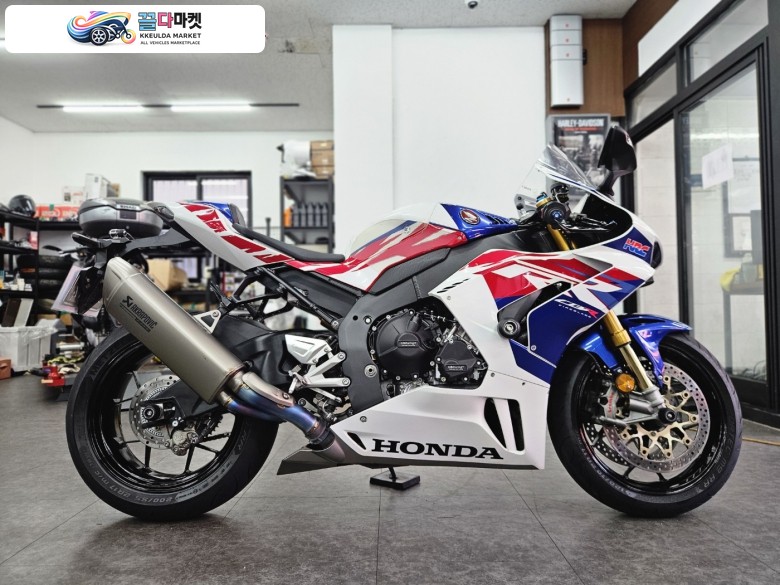혼다 CBR 1000 RR-R 파이어블레이드 SP 2023년식 혼다 공식 매물, 국내 15대 한정판 백장미 혼다 CBR 1000 RRR -SP