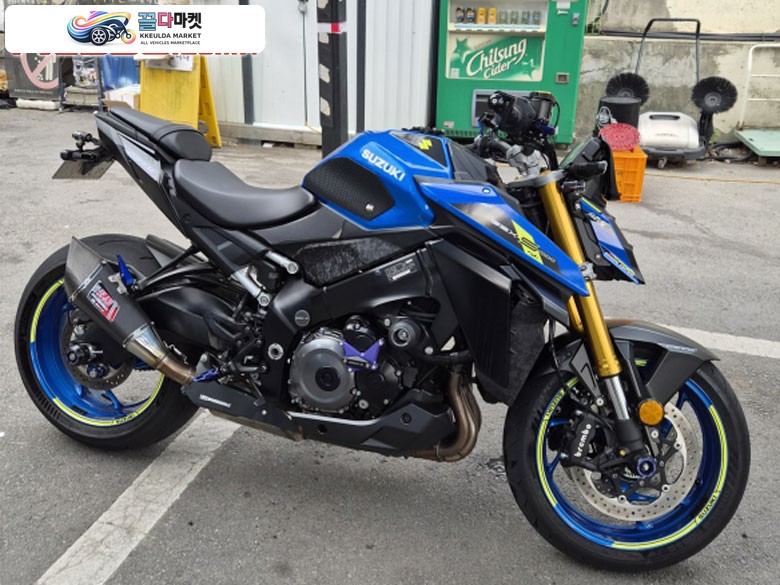 스즈끼 GSX S 1000 2022년식 스즈키 GSX S1000 22년 요시무라 소음기무 구변완료 (개인입니다)