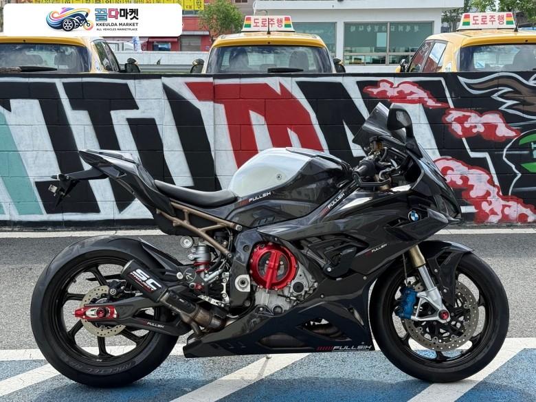 BMW S 1000 RR 2022년식 2022년식 7119km 주행한 1인차주 데모카 차량 S1000RR M패키지 분양중 제1금융권 현금할부 및 신용카드가능 가와사키 부산점 SN바이크