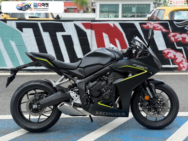 혼다 CBR 650 R E 클러치 2026년식 [모토몰 - 전국최대 바이크 쇼핑몰] 2026년식 혼다CBR650R e킁러치 판매중 ! 12~34개월 신용카드 무이자 할부가능 !