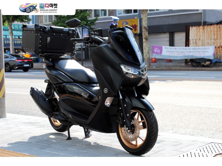 야마하 N 맥스 125 2024년식 중고스쿠터매입 판매 전문 / 야마하 Nmax125ABS 1인신조 200km 무사고 신차급 판매 / 대차 환영 / 무이자 카드 할부