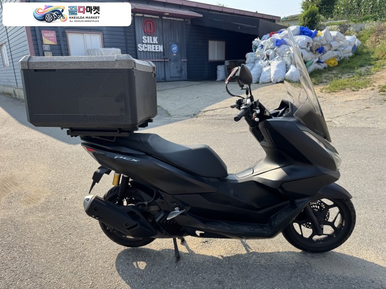 혼다 PCX 125 ABS 2024년식 pcx125 25년 짧은키로수 배달풀셋팅 1인신조 팝니다