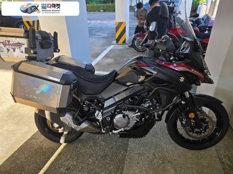 스즈끼 브이 스트롬 650 XT ABS 2021년식 브이스트롬 650xt 21년식 팝니다.