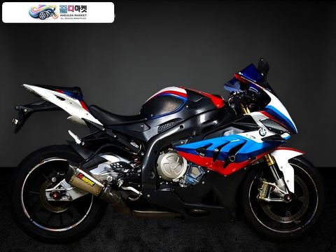 BMW S 1000 RR 2014년식 [BMW 공식모델] S1000RR ABS 슈퍼 스포츠 - 정품 아크라포빅 풀배기 구변완료 - 무사고 관리잘된 깔끔한 홈서비스 중고 매물 - 정직한 매입과 최고가 대차를 도와드립니다