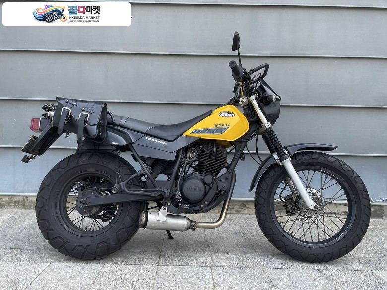 야마하 TW 200 2000년식 캬브 정서류 TW200 판매합니다.