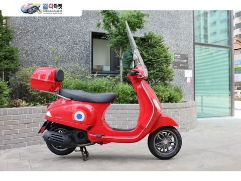베스파 LX 125 2023년식 베스파 LX125 2023년식 레드 감성 가득한 입문용 스쿠터 판매합니다