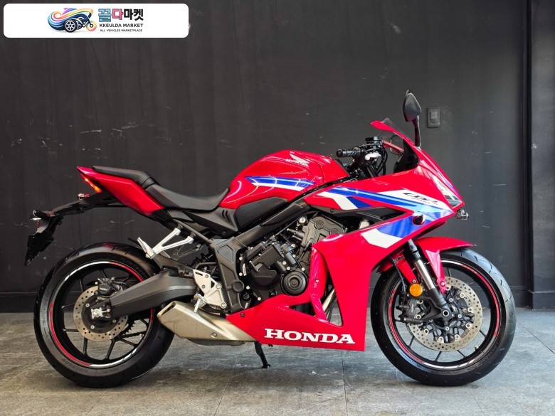 혼다 CBR 650 R E 클러치 2025년식 CBR650R E클러치 혼다 25년식 3623KM 신차급 판매합니다