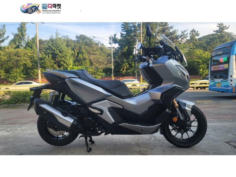 혼다 ADV 350 2022년식 거의 신차급 컨디션 혼다 ADV350 팝니다