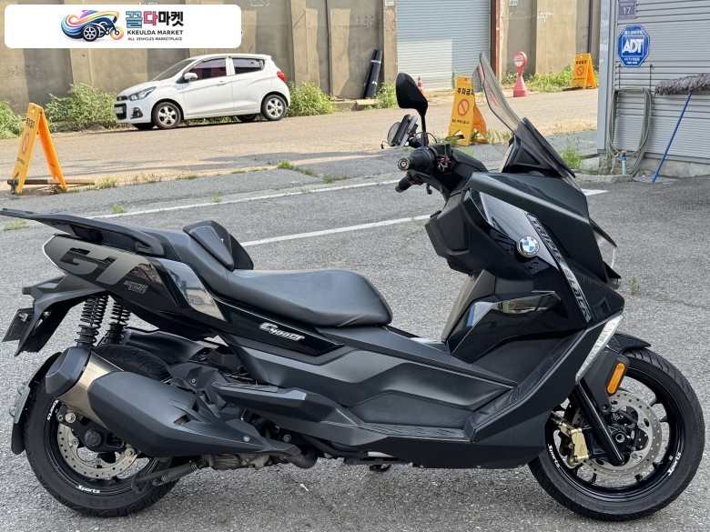 BMW C 400 GT 2023년식 BMW C400GT / 23년식 / 38,396km / 트리플블랙 / 상태깔끔