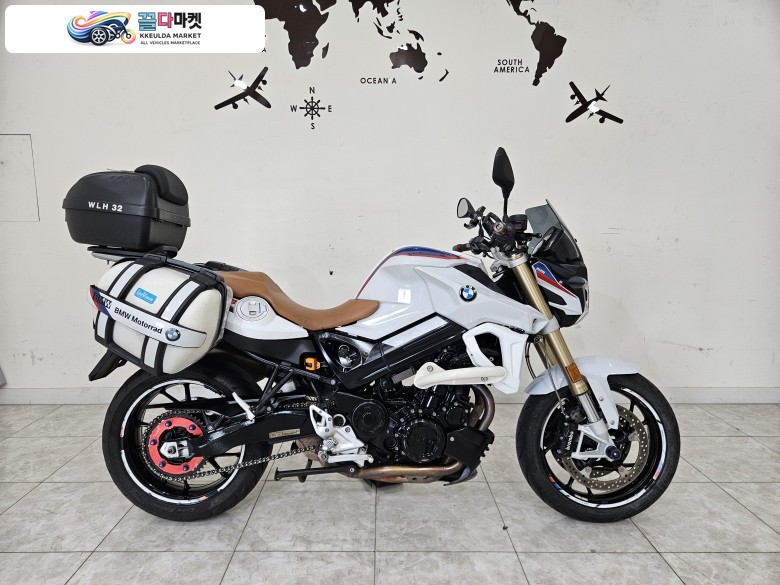 BMW F 800 R 2017년식 17년 부담없이 즐길수 있는 F800R 판매합니다.