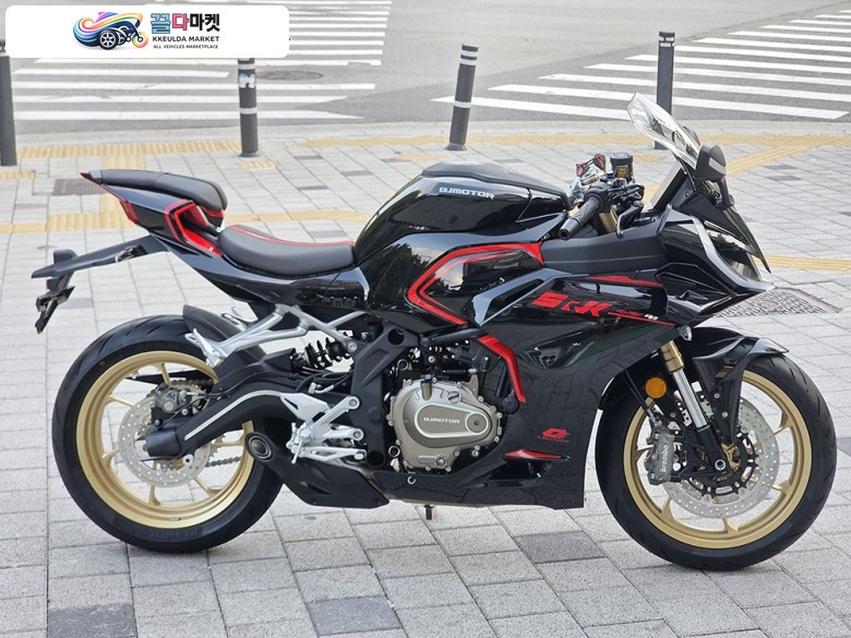 QJ모터 SRK 421 RR 2026년식 ［매입대차가능］SRK421RR 블랙 26년식 QJ모토/카드16개월 무이자 상담가능!