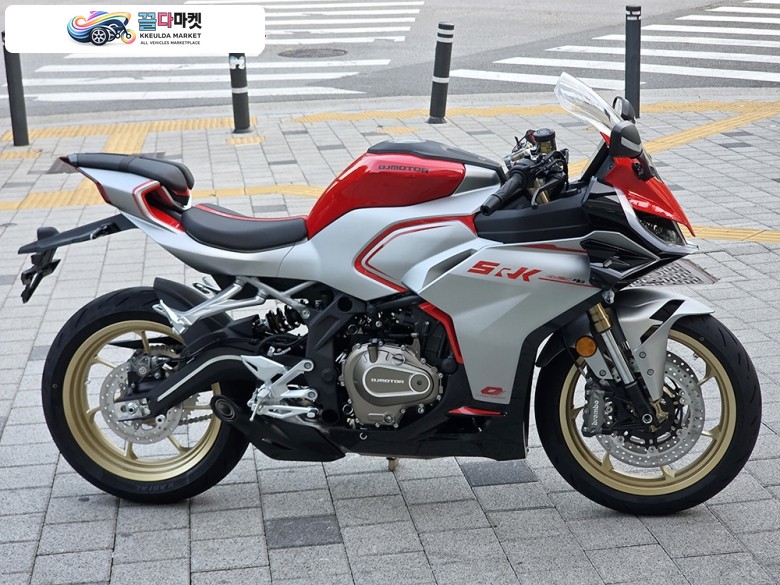 QJ모터 SRK 421 RR 2026년식 ［매입대차가능］SRK421RR 실버 26년식 QJ모토/카드16개월 무이자 상담가능!