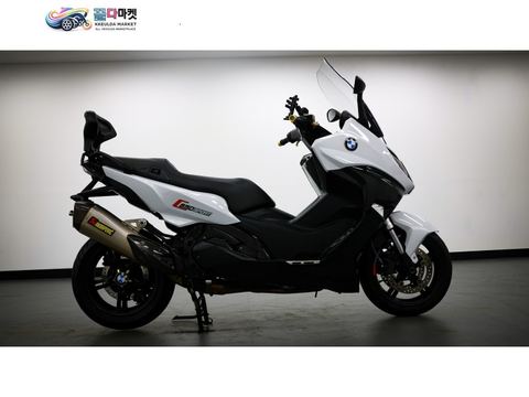 BMW C 650 스포츠 2017년식 [ 매버릭바이크 ] / 아크라포빅 2구 머플러가 적용된 BMW C650S 판매합니다.