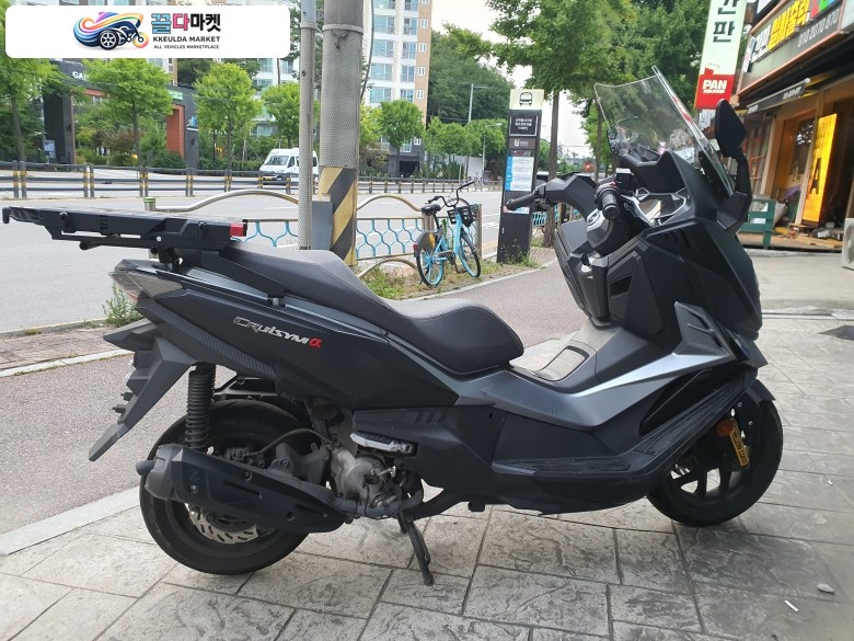 SYM 크루심 125 ABS 2022년식 SYM 크루심알파125 팝니다..