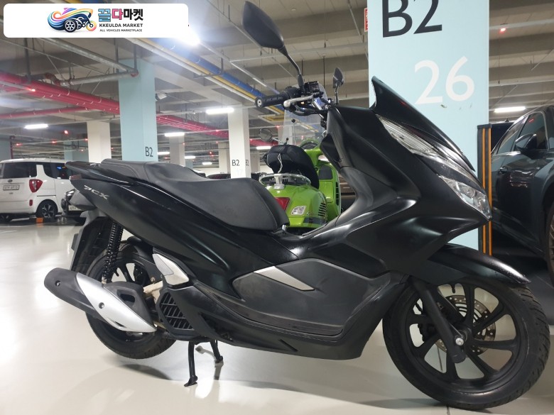 혼다 PCX 125 FI 2020년식 ▶▷드라이브애드/DD-002/ 혼다 / PCX /20년식/ 3만km(메다 교체) /중고 오토바이 판매◁◀