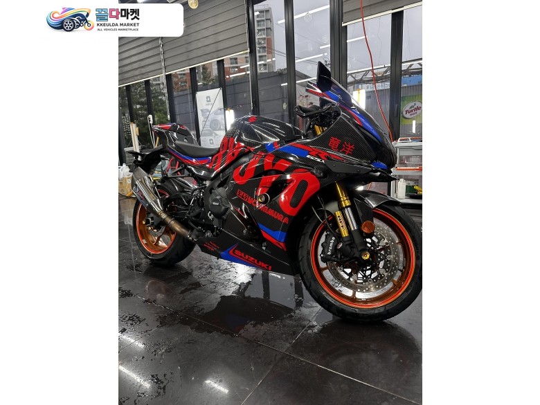 스즈끼 GSX R 1000 R ABS 2021년식 R1000R 블랙에디션 판매합니다.