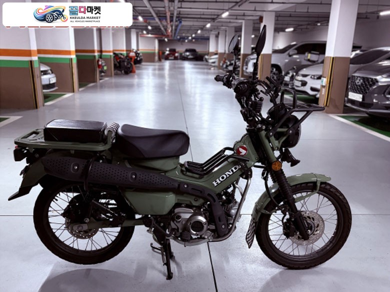 혼다 헌터커브 125 2023년식 23년식 CT125 카키 3600km 적은 키로수