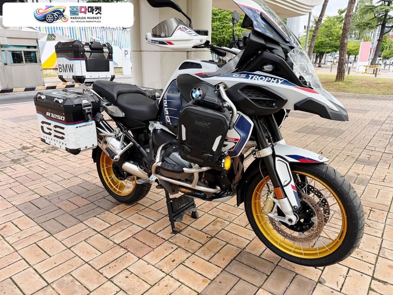 BMW R 1250 GS 어드벤처 2024년식 BMW R1250GS 어드벤처 2024년식 일인신조 오토바이 판매합니다.