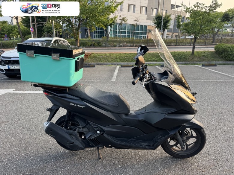 혼다 PCX 125 ABS 2023년식 pcx125 23년형 abs 블박튜닝 멧블랙 배달풀셋팅