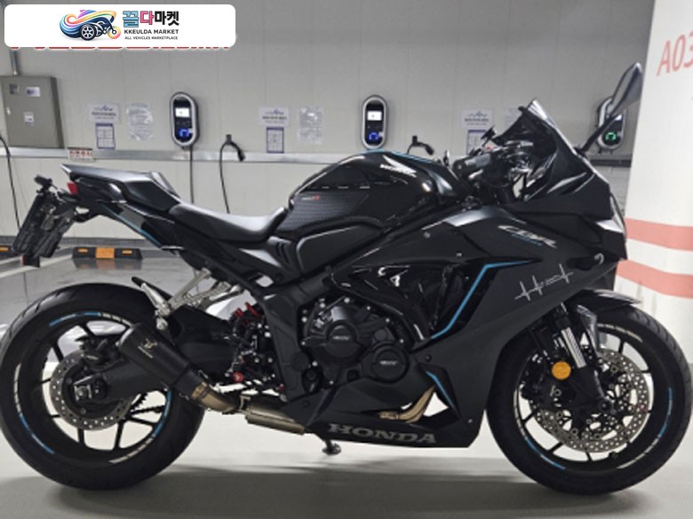 혼다 CBR 650 R ABS 2023년식 cbr650r 블랙 23년식