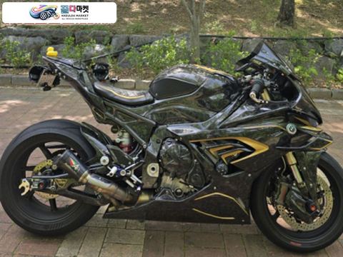 BMW S 1000 RR 2021년식 BMW S1000RR 21년식 레이스펙 포지드 풀카본 팝니다