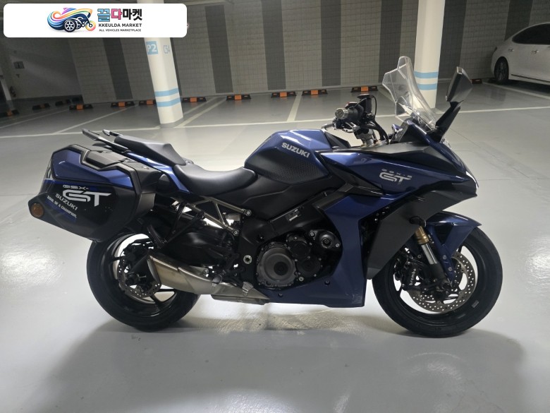 스즈끼 GSX S 1000 GT 2022년식 깔끔한 S1000GT 판매합니다.