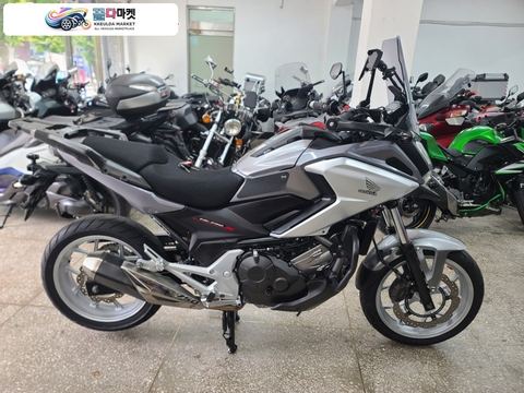 혼다 NC 750 X 2016년식 유성바이크 전차종 매입가능 대차 가능 깔끔 합니다 최상급 차량