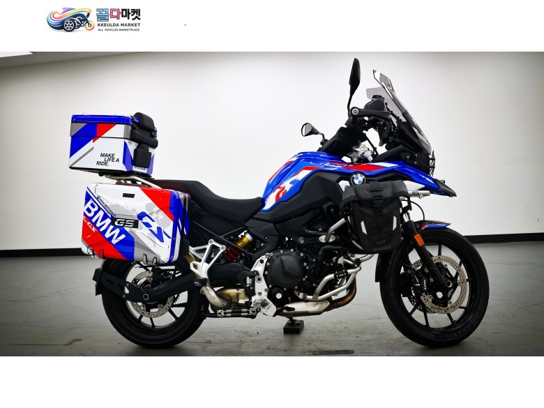 BMW F 800 GS 2024년식 [ 매버릭바이크 ] / BMW 정품 3박스와 풀가드 세팅이 적용된 F800GS 판매합니다.