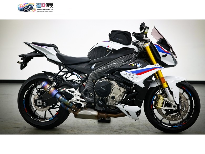 BMW S 1000 R 2019년식 [ 매버릭바이크 ] / 분덜리히·GB레이싱·카본 파츠가 적용된 BMW S1000R 판매합니다.