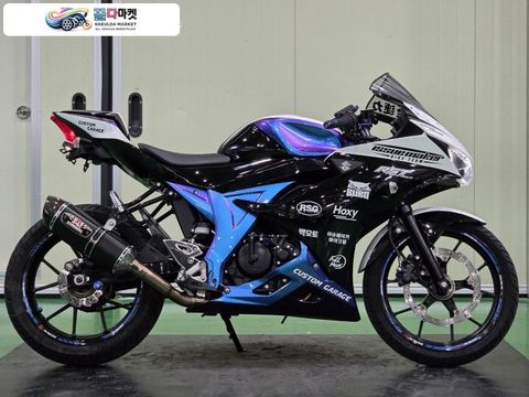 스즈끼 GSX R 125 ABS 2018년식 스즈키GSXR125 19년식 2만km커스텀도색,요시무라 구조변경완료 깔끔한 셋팅 최저가 판매합니다.
