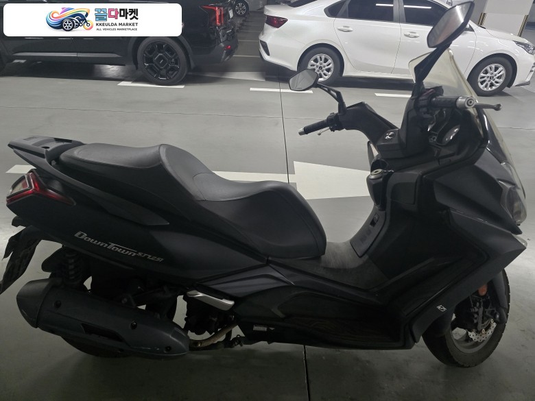 킴코 다운타운 ST 125 i ABS 2020년식 킴코다운타우 125i ABS 팝니다