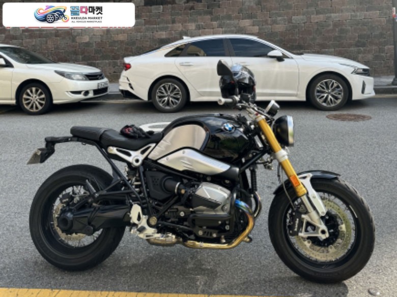 BMW R 나인 T 2023년식 BMW RnineT / 3000km 미만 주행