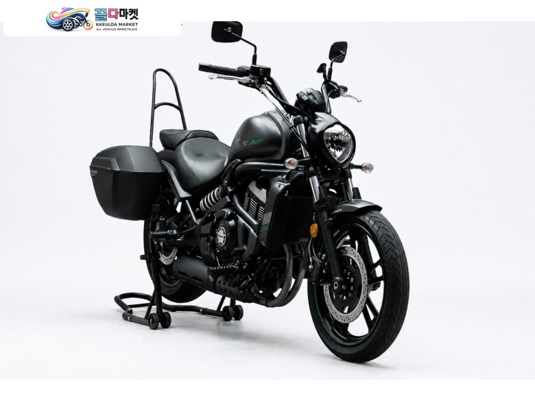 가와사키 발칸 S 650 ABS 2023년식 짧은키로수 신차급 , 투어옵션 장착된 차량 입니다.
