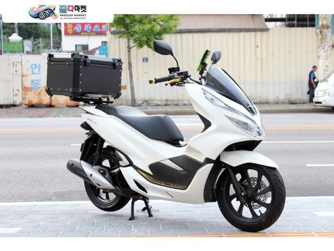혼다 PCX 125 FI 2020년식 중고바이크매입 전문 / 혼다 PCX125 풀점검 완료 연식대비A급 판매 / 대차 환영 / 무이자 카드 할부