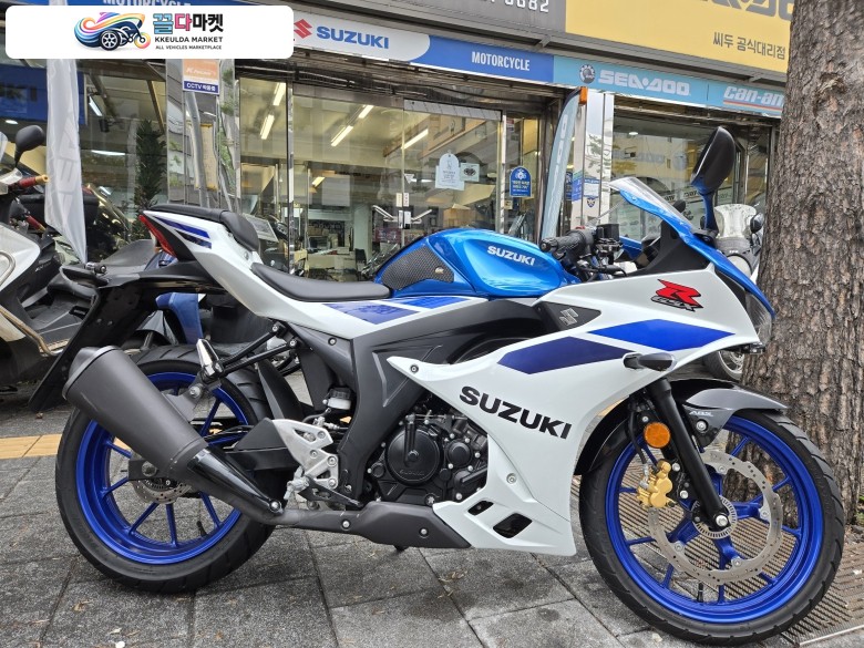 스즈끼 GSX R 125 ABS 2025년식 GSX R125 25년식 6천KM S급 중고 판매합니다.