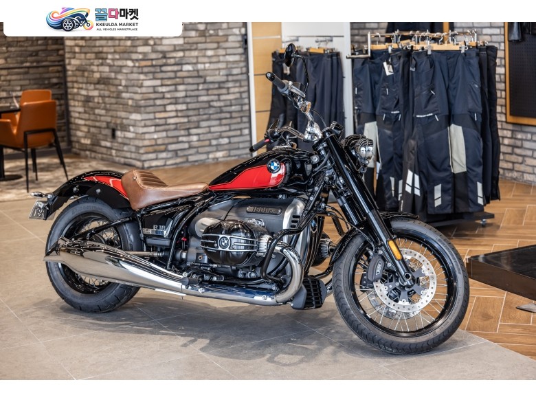 BMW R 18 2024년식 14km 주행 BMW R18 블랙 빈티지 스탠다드 24년식