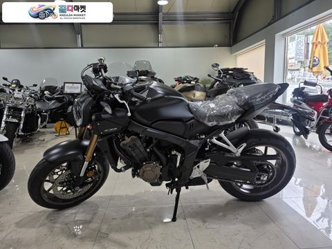 혼다 CB 650 R E 클러치 2026년식 모든 신차 차량 주문 가능합니다. TAX100% 혼다 CB650R E Clutch