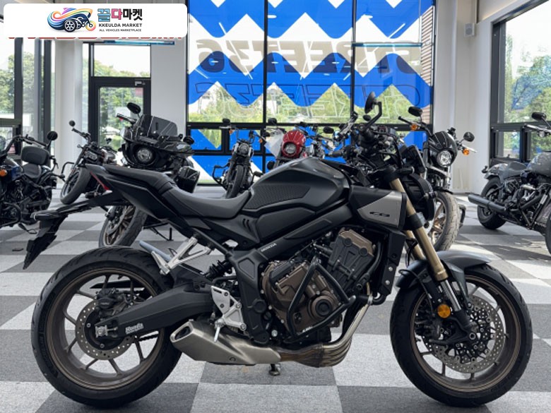 혼다 CB 650 R E 클러치 2025년식 -스트리트36- 2025 혼다 CB650R E클러치 / 전국 최고가 매입, 대차