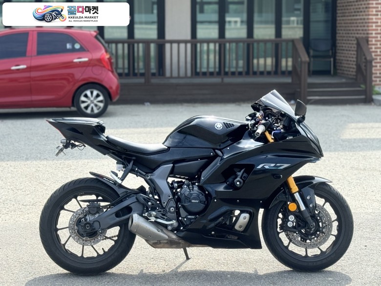 야마하 YZF R7 2022년식 야마하 R7 22년식 3만KM 순정차량 판매합니다