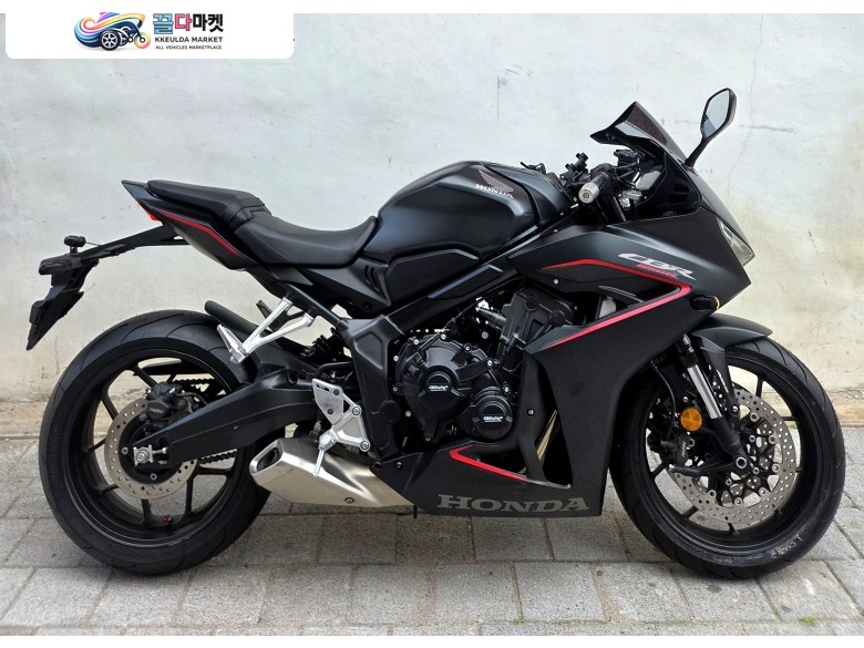 혼다 CBR 650 R ABS 2024년식 혼다 cbr650r 24년식 사용검사 완료,정비점검 완료