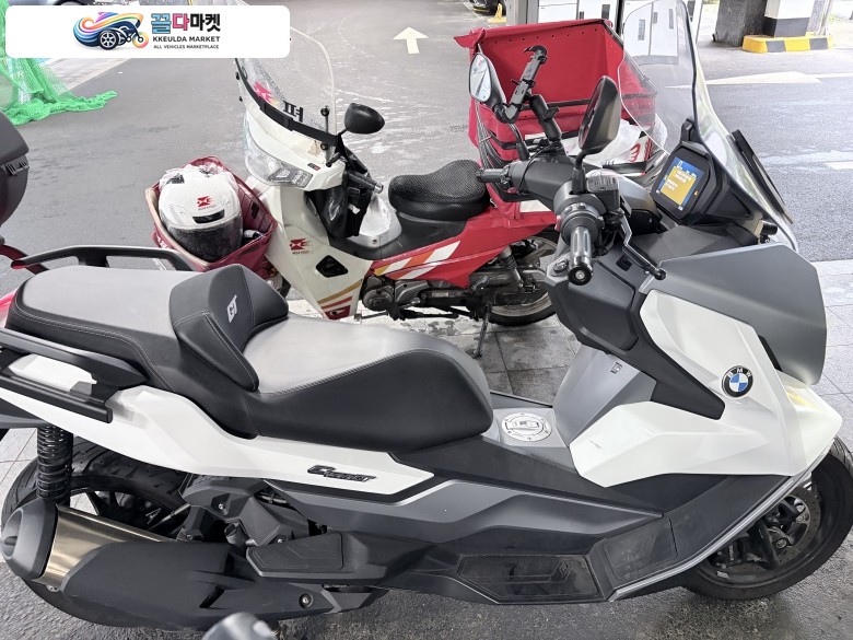 BMW C 400 GT 2020년식 신차급/초저적산 BMW C400GT 2020년식 (3,090km) 판매합니다.