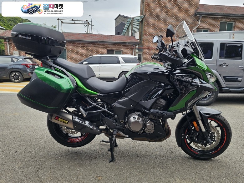 가와사키 버시스 1000 SE 2022년식 가와사키 버시스 1000SE 2022년식 (736km) 판매합니다.